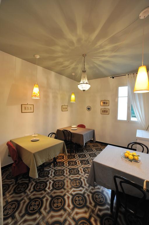 Erasmo Rooms & Breakfast ฟีนาเลลีกูเร ภายนอก รูปภาพ